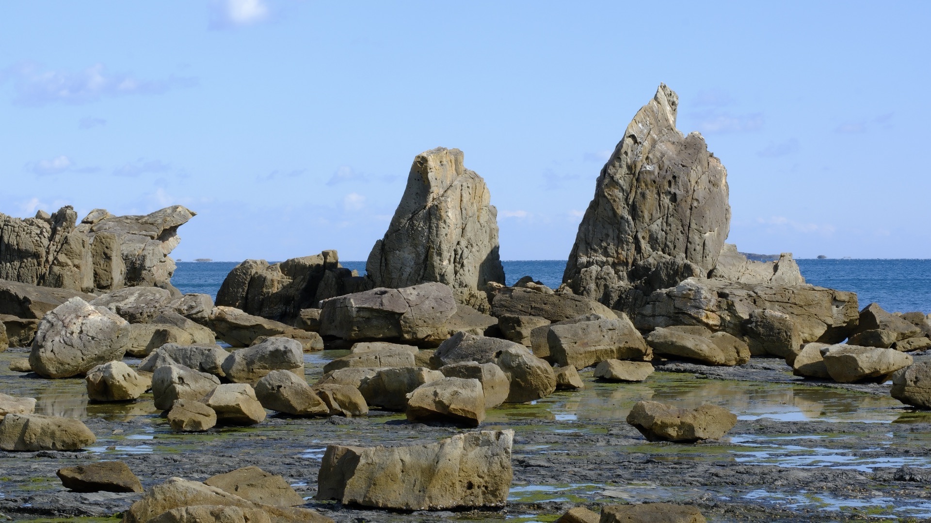 Hashiguiiwa, Wakayama | The Kōbō Daishi Bridge Legend & 15-Million-Year Rock Formations
