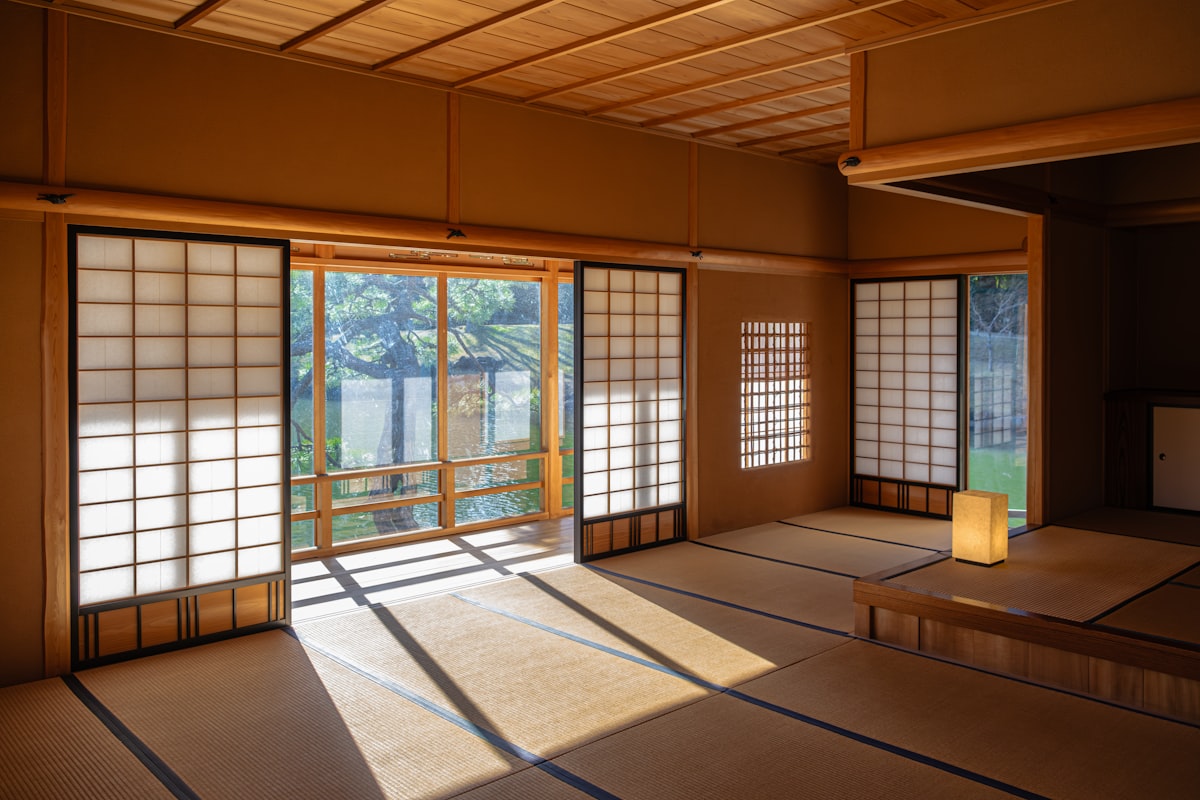 日本住宿類型比較 旅館 膠囊飯店 青年旅館 2026