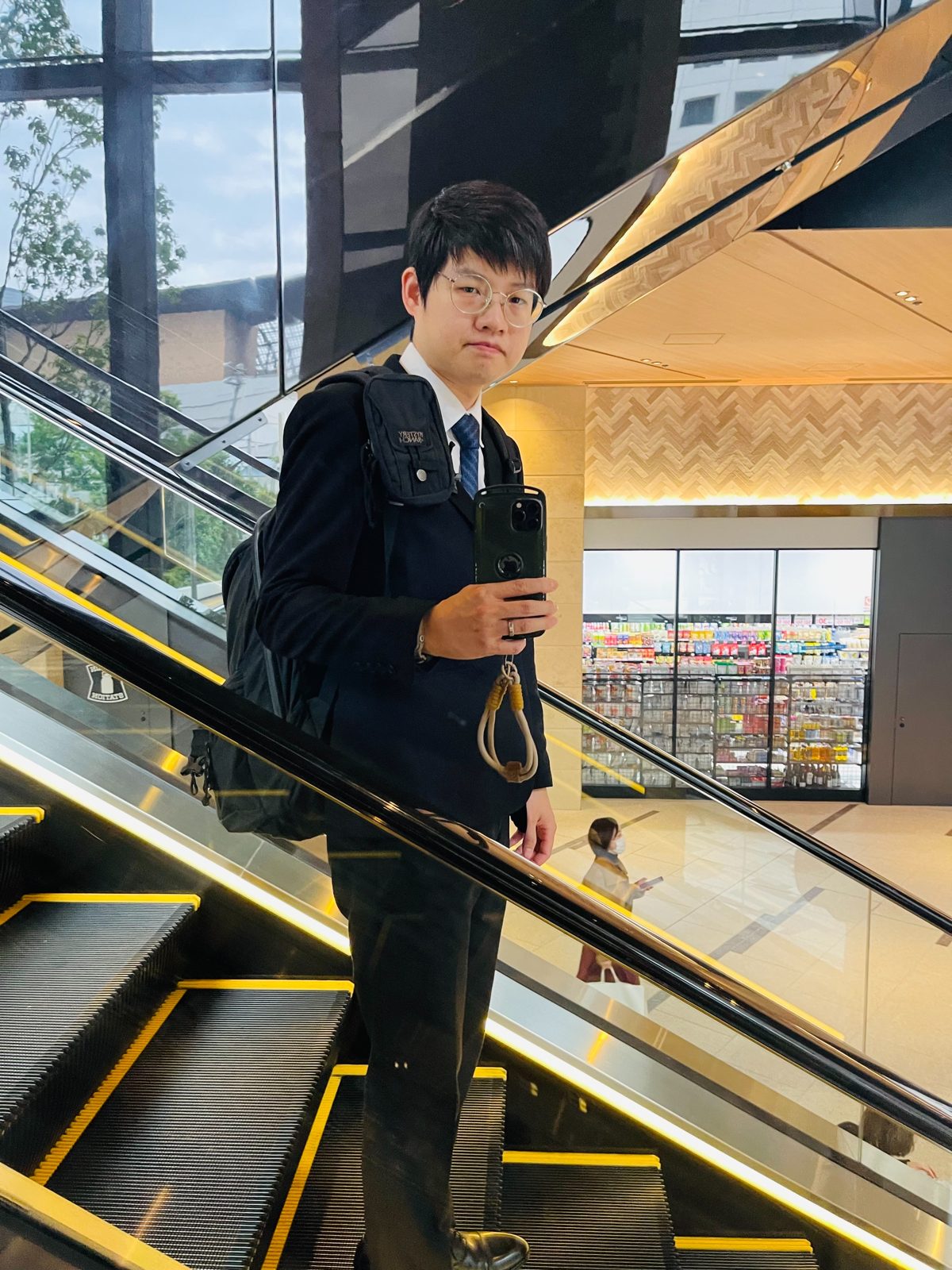 Ren-san in a suit